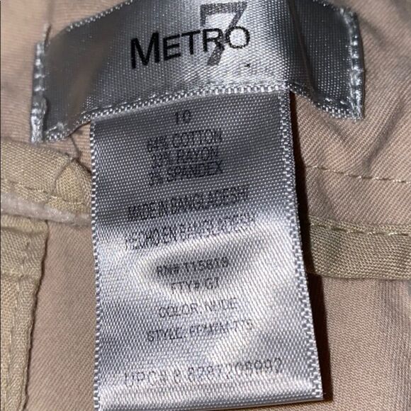 Metro 7 Lot of 2 Bermuda Shorts - Picture 2 of 7